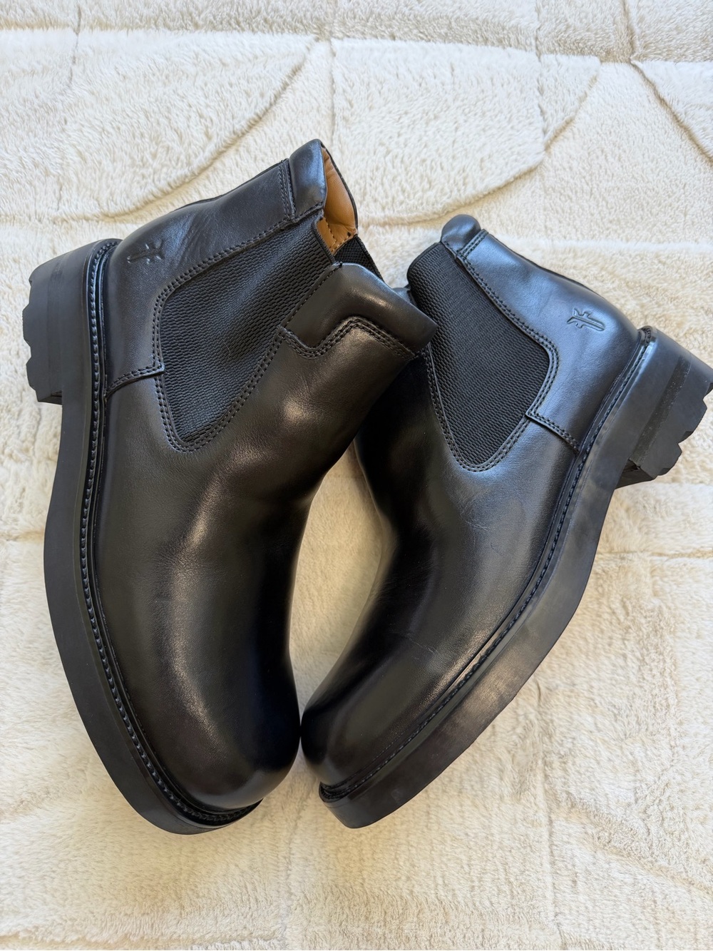 Like NEW! $180 Fyre Captain Chelsea Leather Chunky Lug Sole Platform Boots 12 - Picture 5 of 9